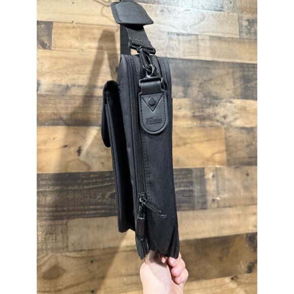 Targus  Laptop Bag- Black - Picture 3 of 8